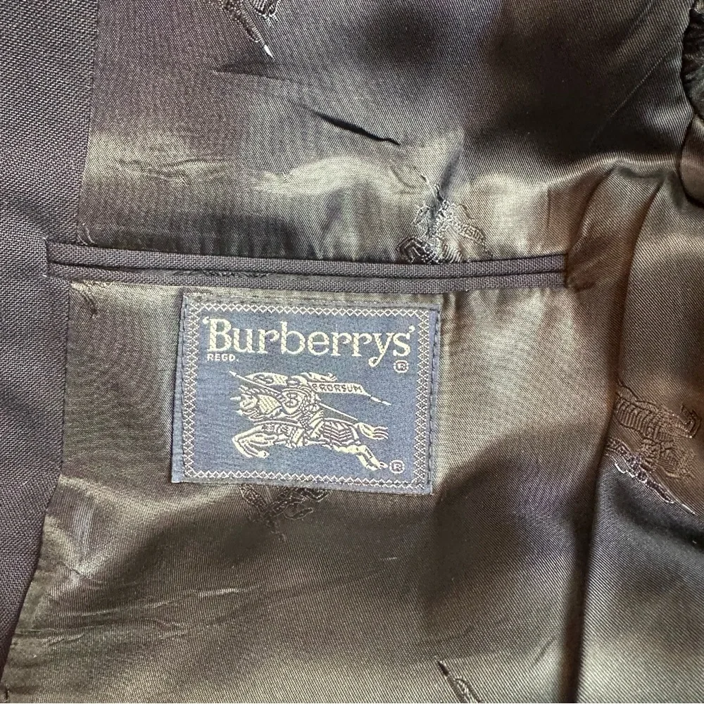 Burberry Heritage Navy Wool Blazer with Gold Buttons Late 90s–Early 2000s
